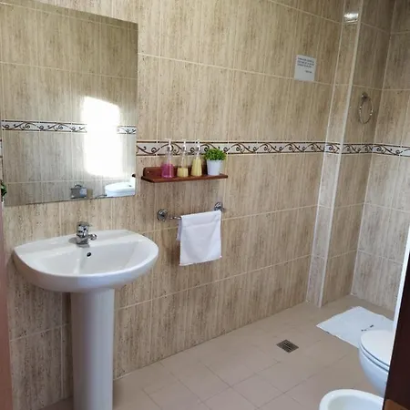 M5 Valencia Aeropuerto Otel *